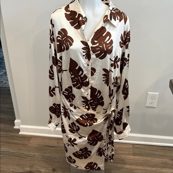 Forever 21 + 2X Brown and White Leaf Print Dress - Picture 1 of 11